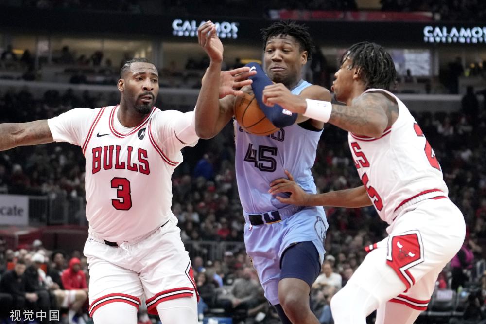 于严重犯规 于严重犯规