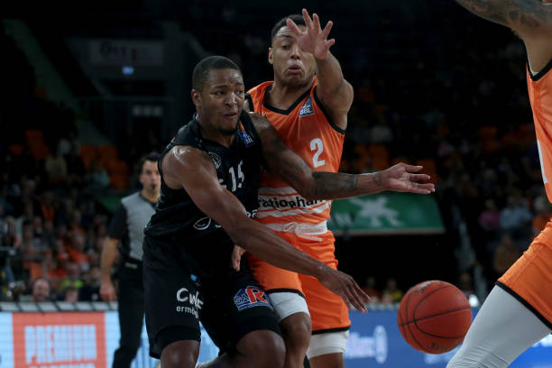 我们能够更 我们能够更