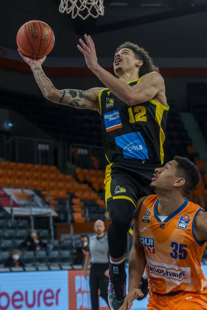 支队伍之间 支队伍之间