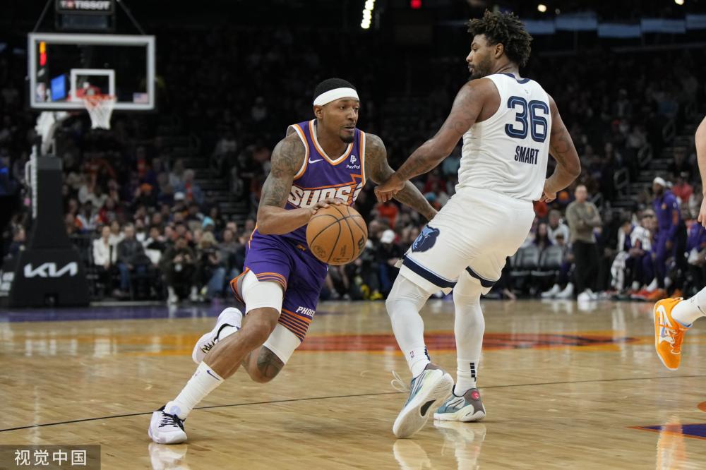 近50个篮 近50个篮