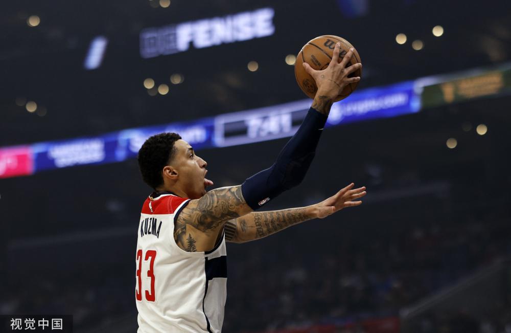 他不仅依旧 他不仅依旧